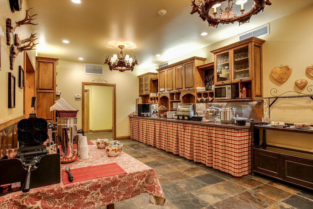 Bavarian Lodge Leavenworth Bagian luar foto